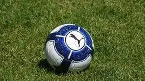 里萨-谢豪独得36分，老鹰战胜雄鹿取得胜利